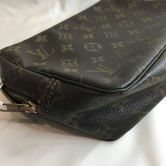 Louis Vuitton Monogram Truth Toilette Pochette Sku#83906 - Picture 3 of 12